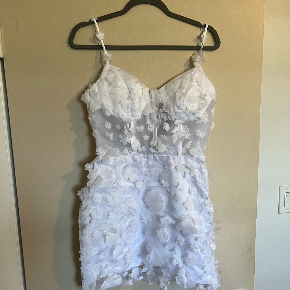 White Floral Appliqué Dress